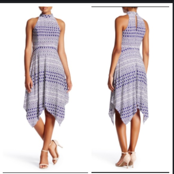 Jessica Simpson Dresses & Skirts - Jessica Simpson printed mock neck midi dress